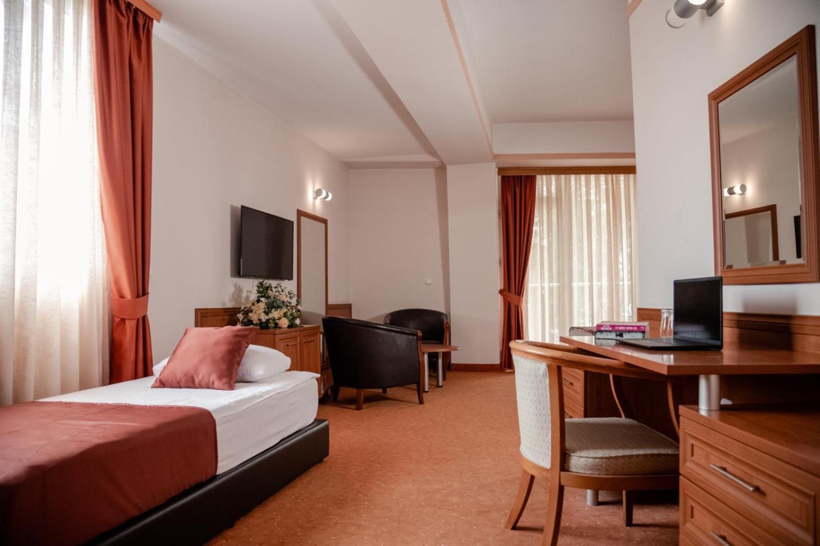 Hotel Drim & Spa Struga Luaran gambar